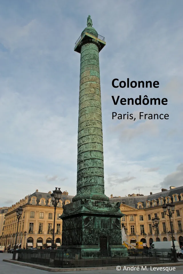 What monument was erected in Paris in honour of what is considered Napoléon's greatest military victory?
